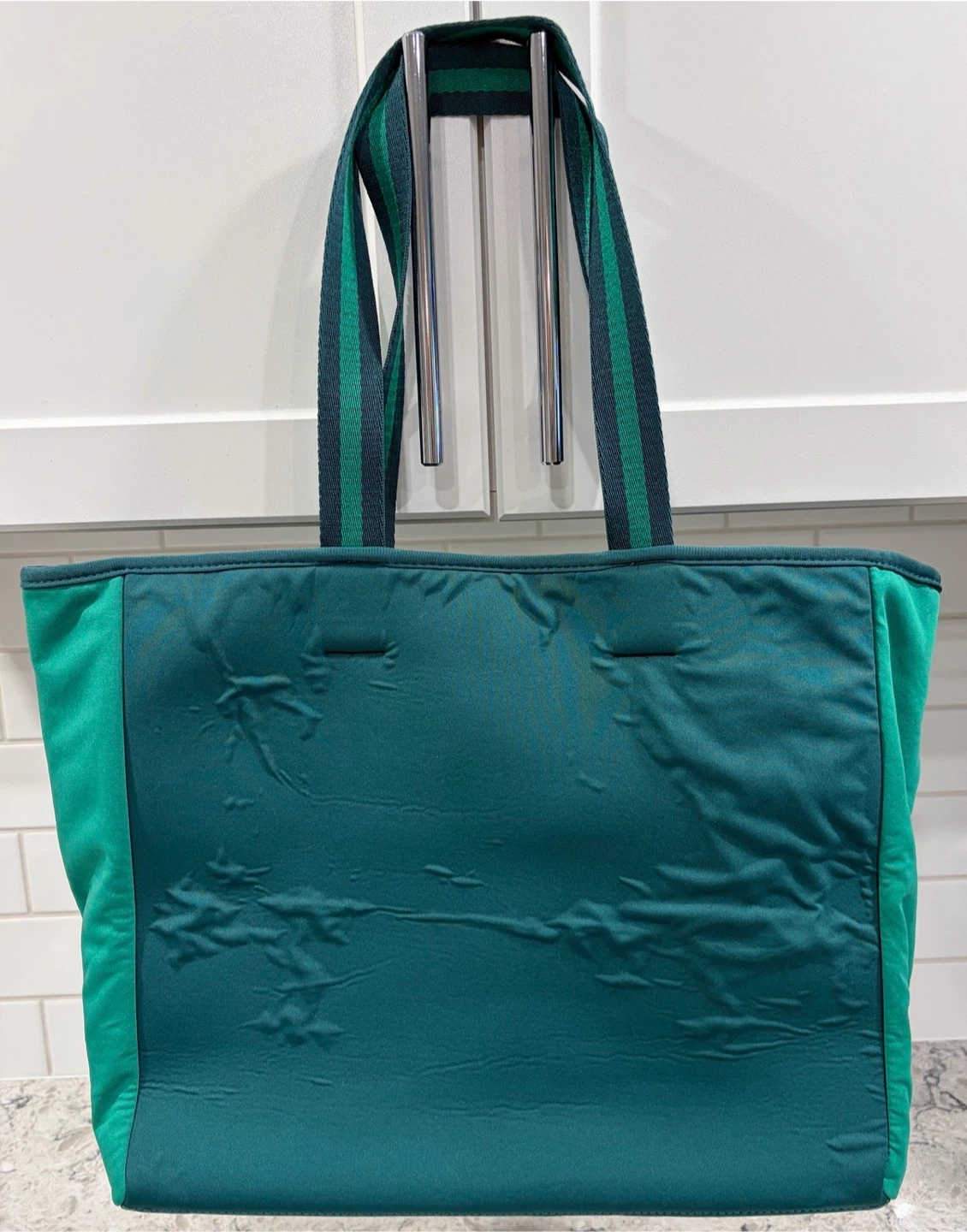 SUMMERSALT Neoprene Beach Tote Travel/Gym/Pool Carryall Bag