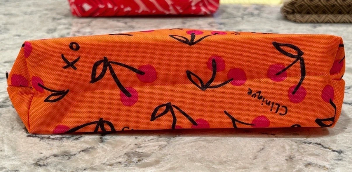 Clinique Orange Cherry Make Up/Cosmetic Bag - photo 2