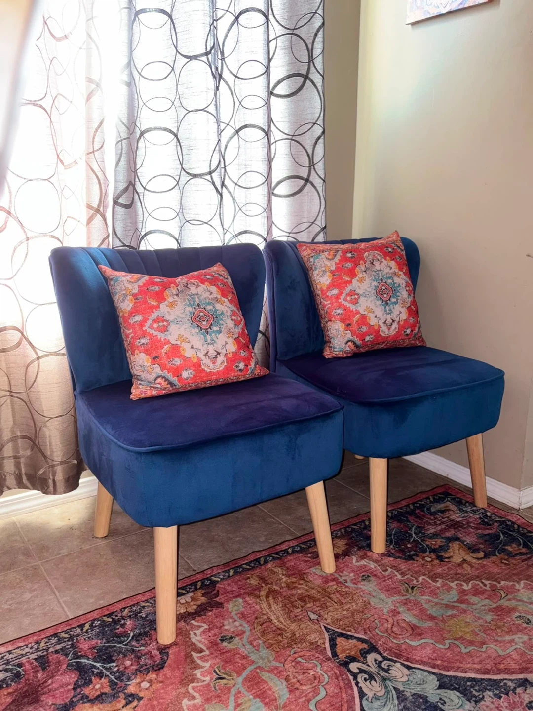 Set of 2 Blue Velvet Accent Chairs - photo 2