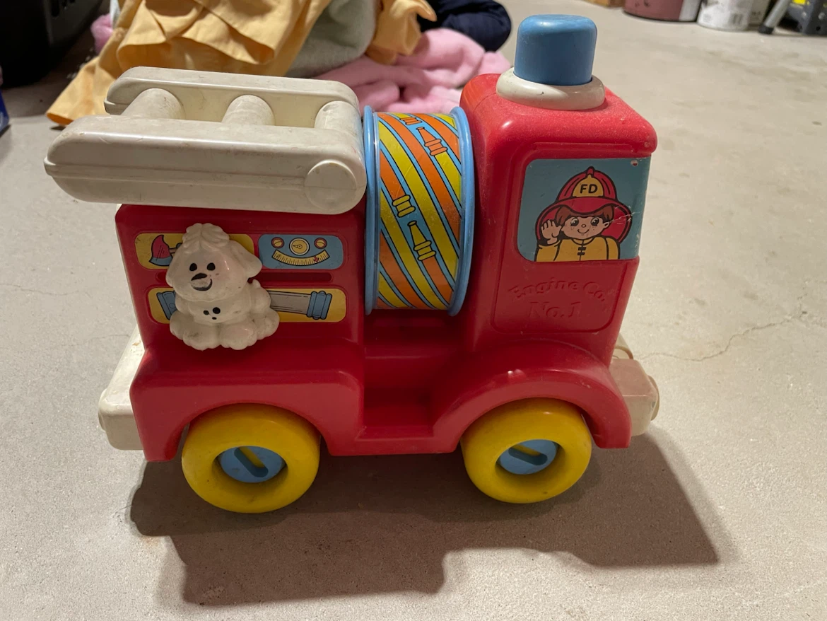 Fisher-Price Busy Fire Truck - photo 2