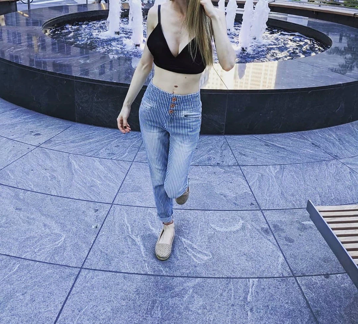 High Rise Sculpting Skinny Crop Jeans - photo 5