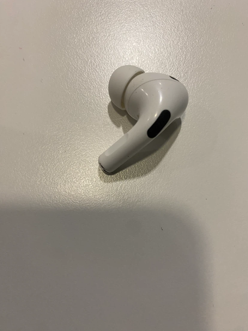 Apple AirPods Pro (Single left Earbud) 2GEN TYPE C CHARGER CASE - photo 2