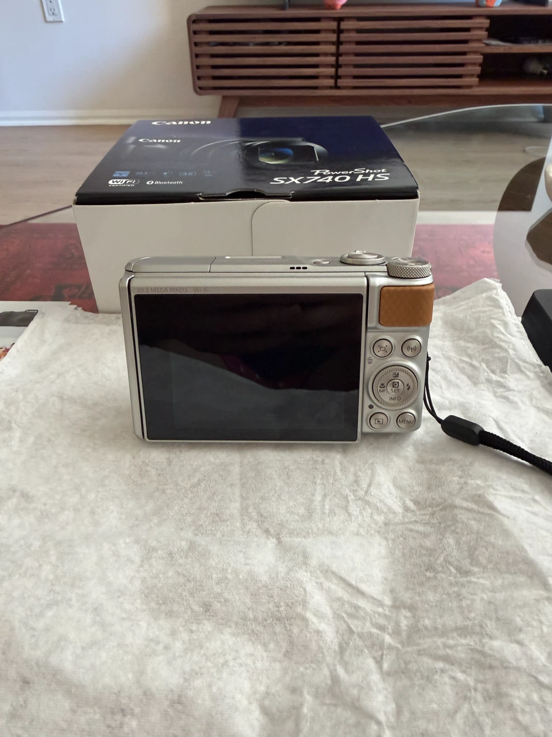 Canon SX740 HS - photo 3