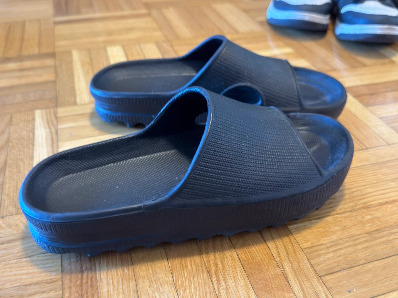 Black Slides - Size 6/40 - photo 3