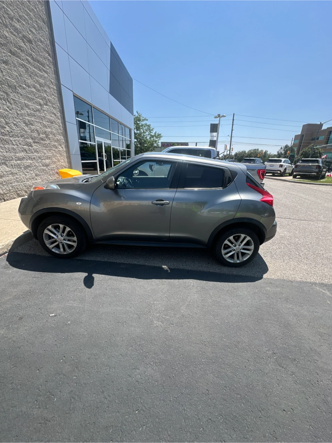 Nissan Juke SV - photo 4