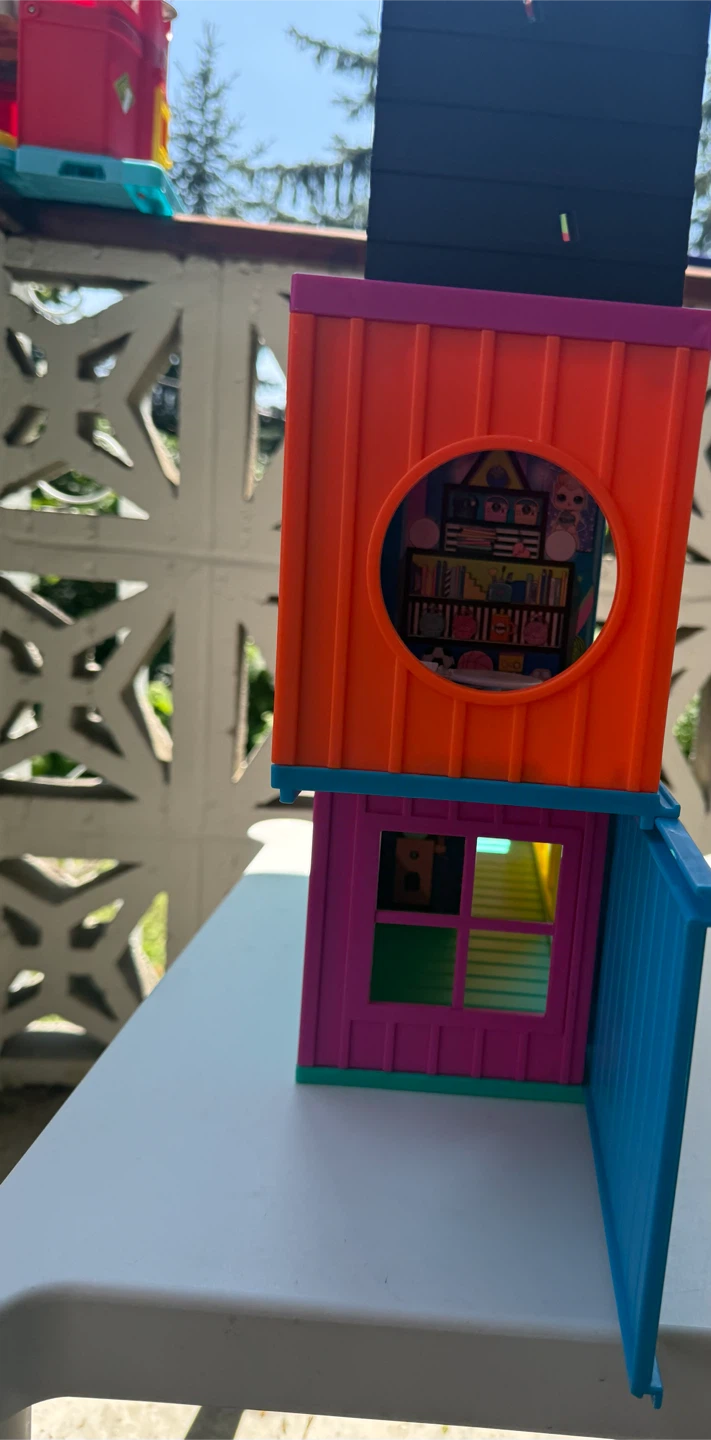 Multi-Level Toy Dollhouse with Accessories - photo 2