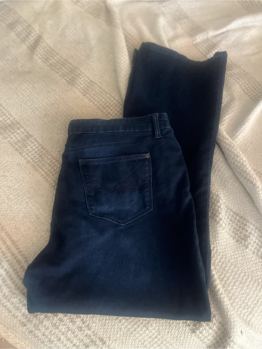 R Jeans Signature Soft sz33 Wide bottom