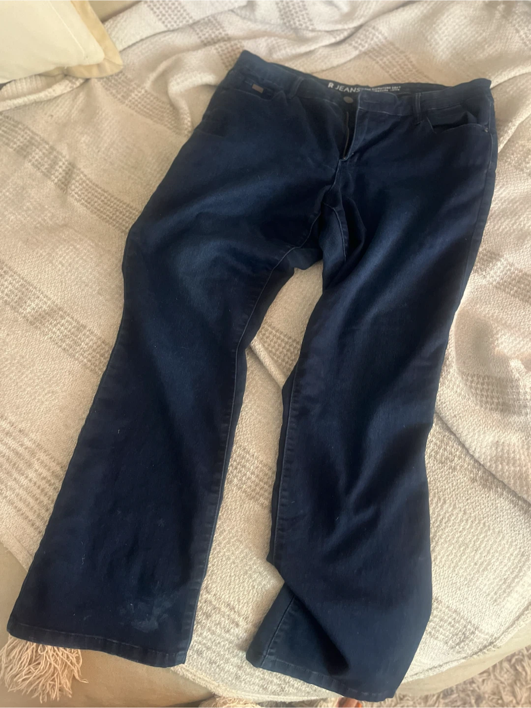R Jeans Signature Soft sz33 Wide bottom - photo 2