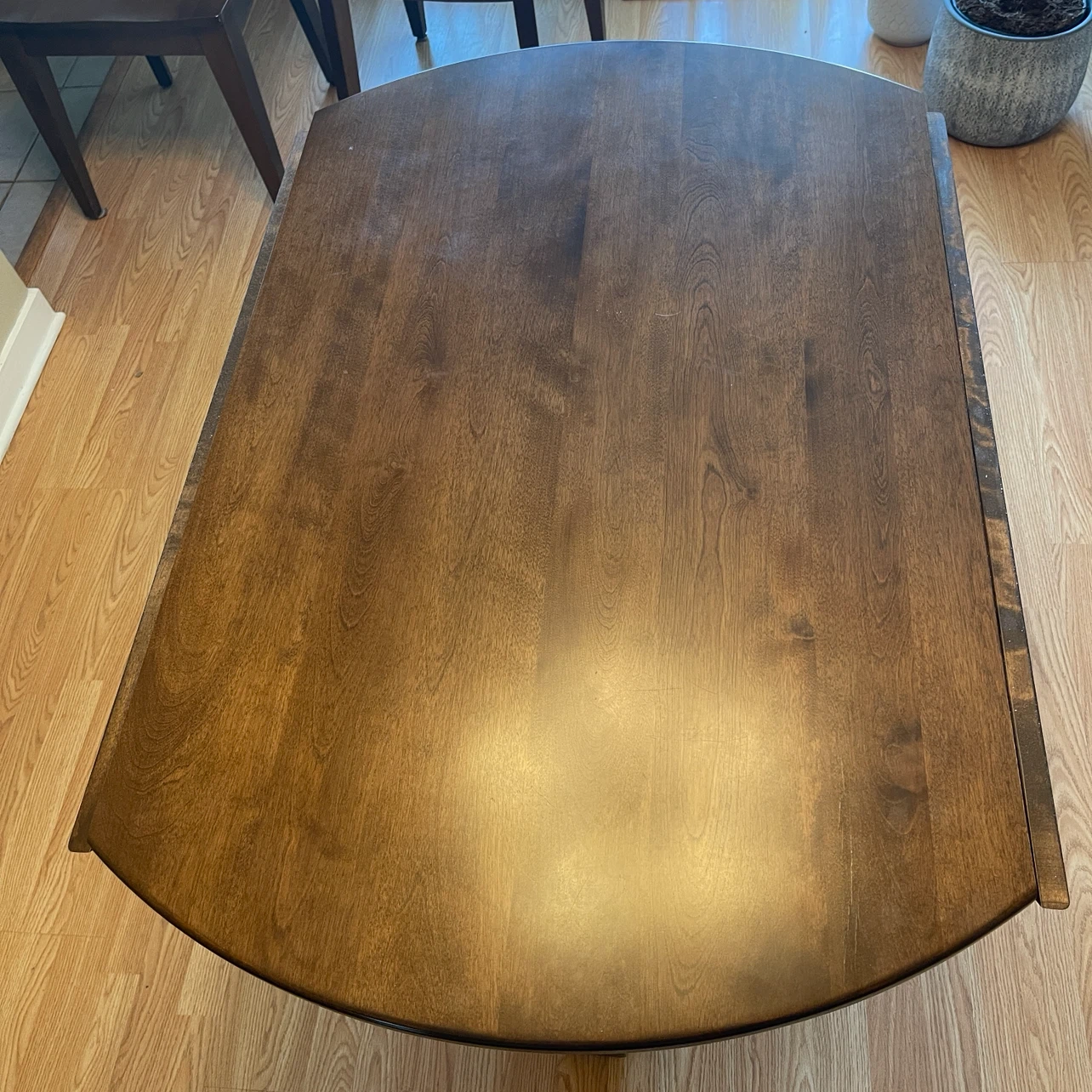 Made in Canada Solid Birch Drop-Leaf round dining Table - photo 4