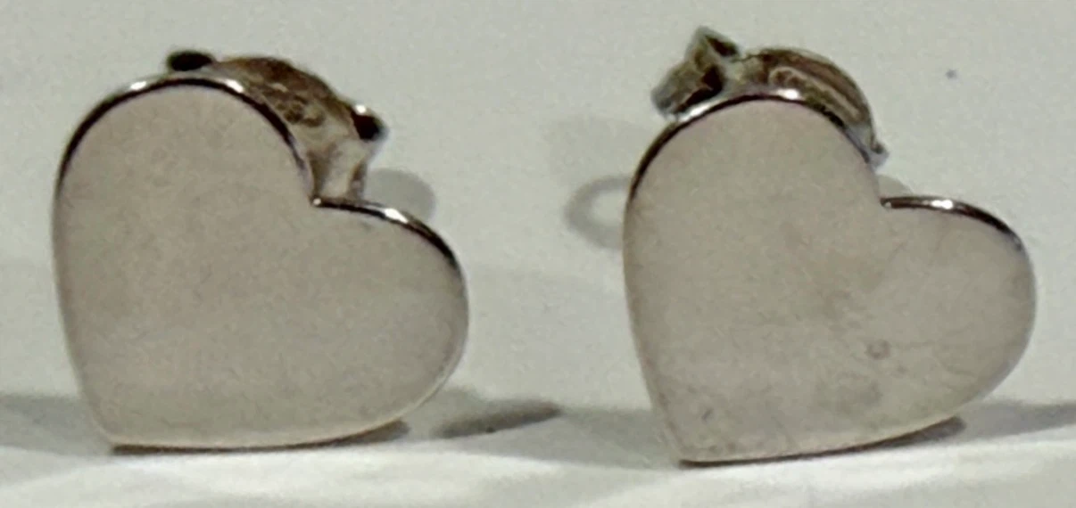 925 (Stamped) Sterling Silver Flat Heart Stud Earrings