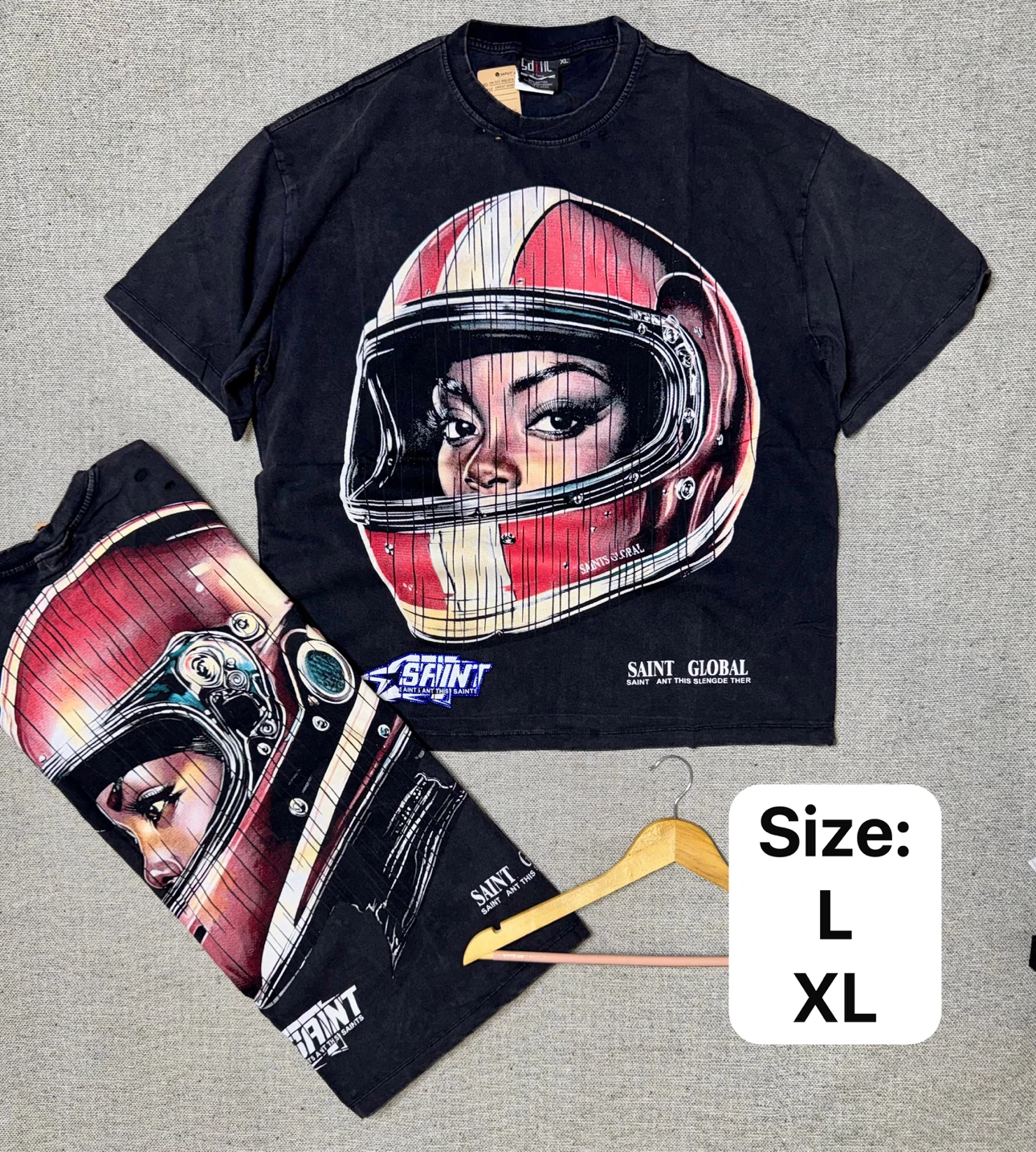 Saint Global Graphic T-Shirt Assorted Sizes - photo 4