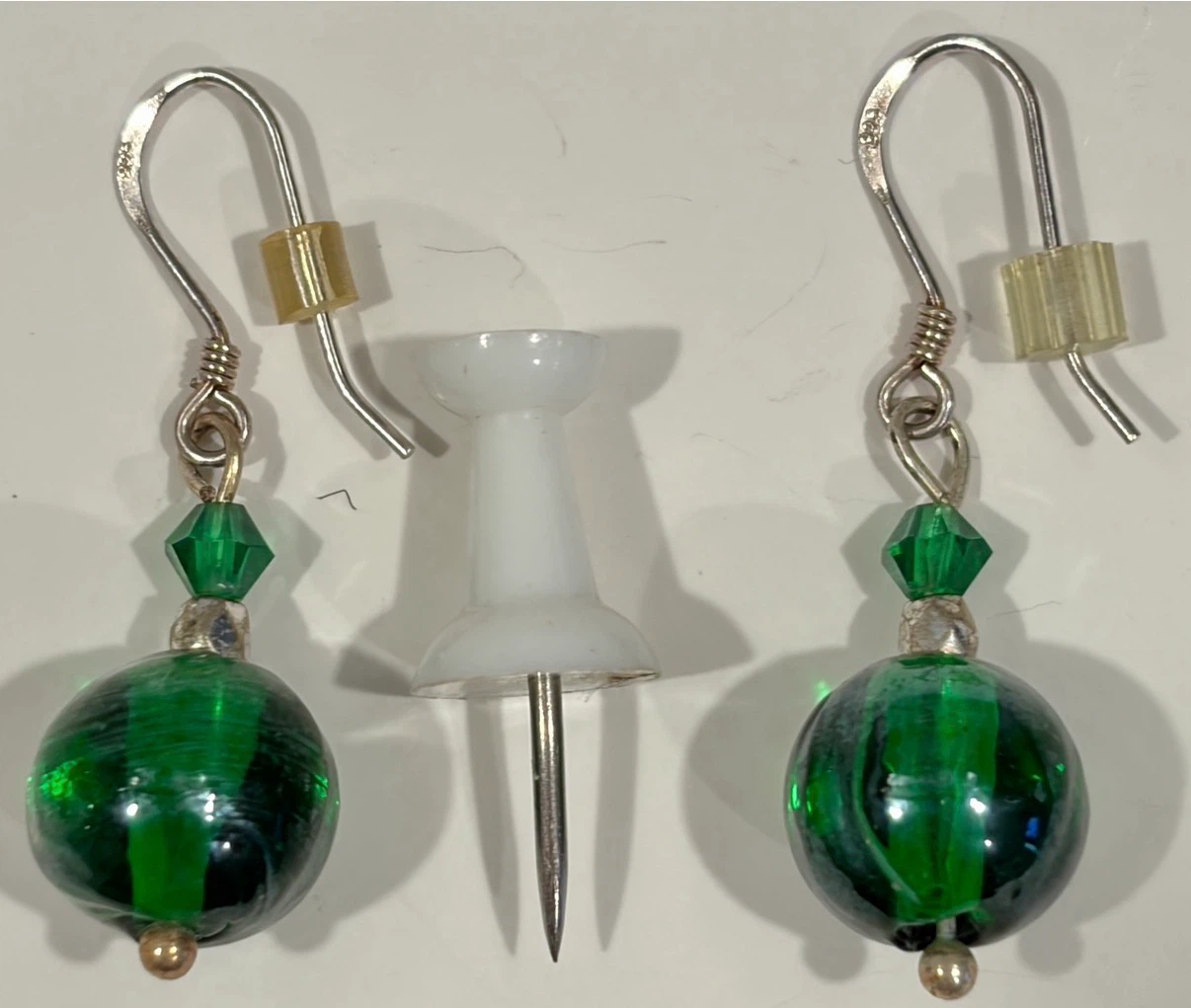 925 (Stamp) Sterling Silver Green Lampwork Glass Like Earrings - photo 2