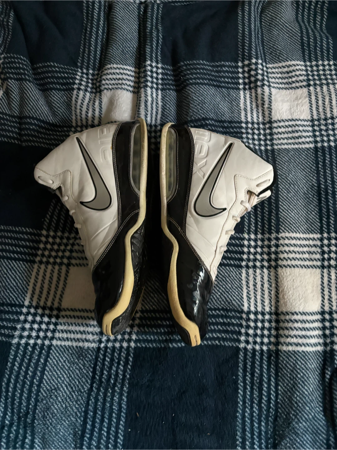 Nike Air Men's Basketball Shoes - photo 2