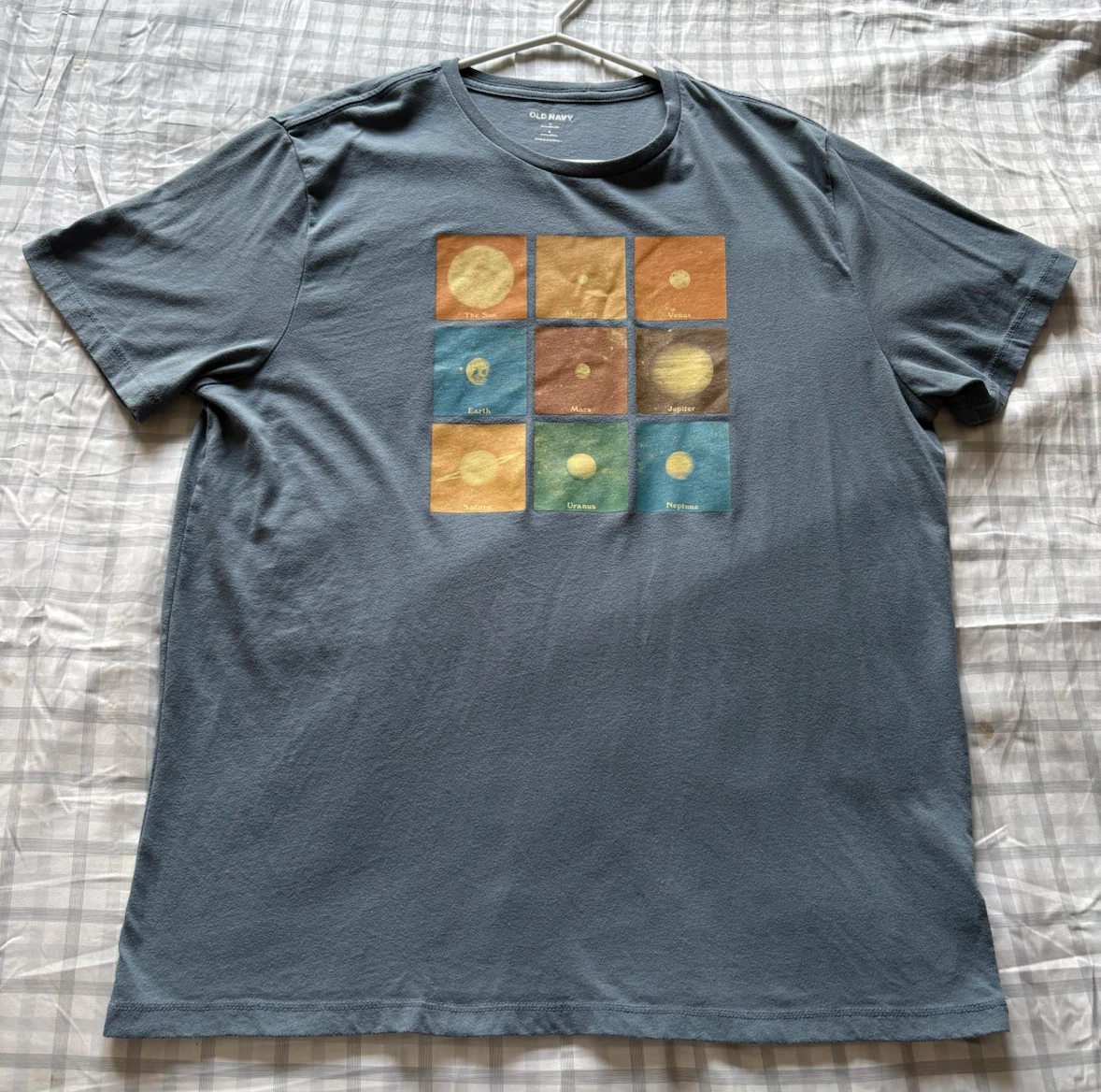 ✨✨Old Navy T-Shirt - Solar System Graphic - Size Large