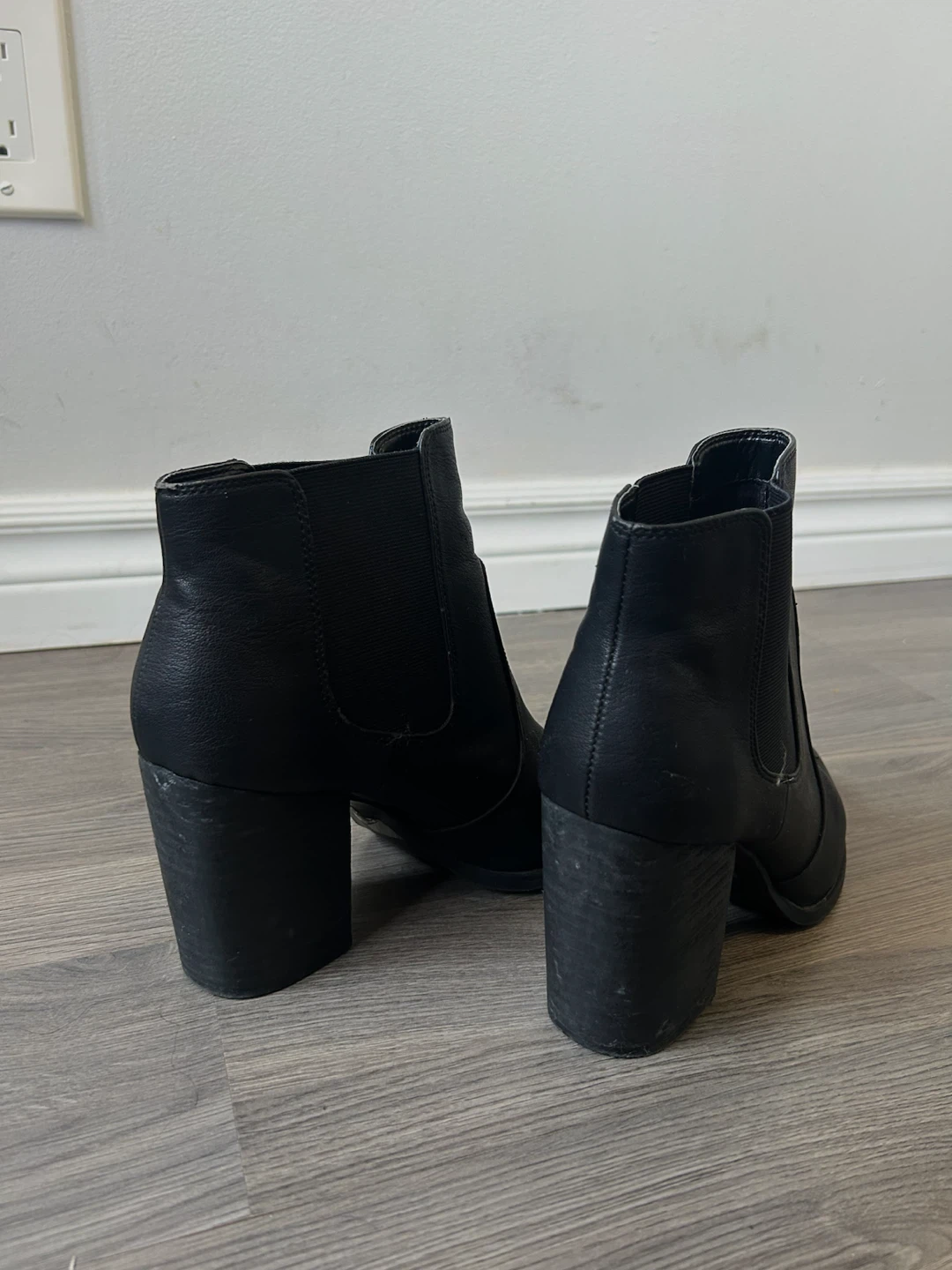 Le Château Black Block Heel Ankle Boots - photo 2