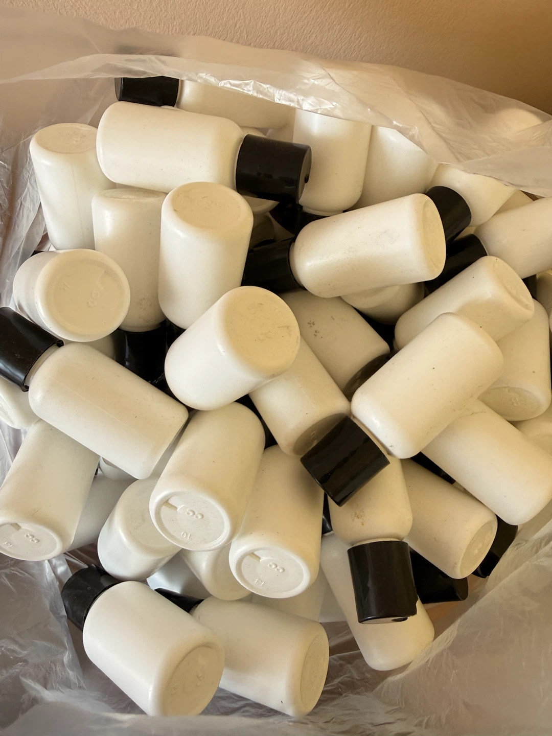 NEW 30ml Plastic Bottles (105 items) - photo 2