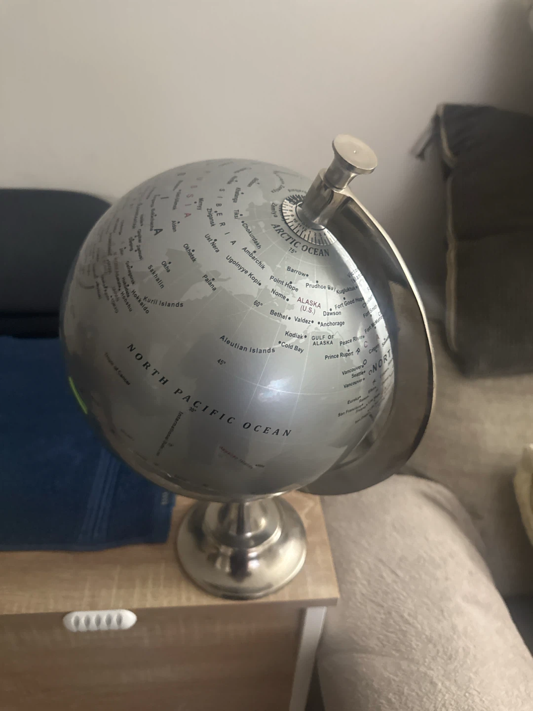 Silver Desktop Globe - photo 2