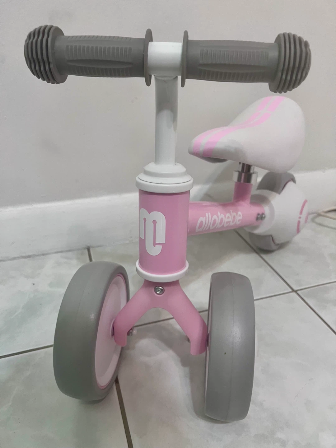 Allobebe Toddler Balance Bike – Pink & White – Like New - photo 3