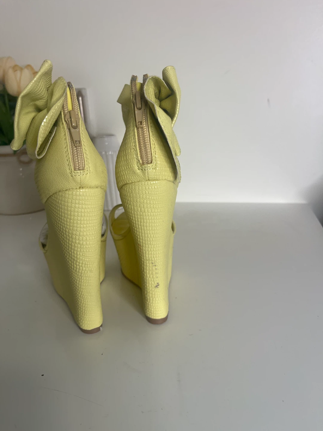 Privileged Shoes Yellow Wedge Sandals Size 6.5 - photo 4