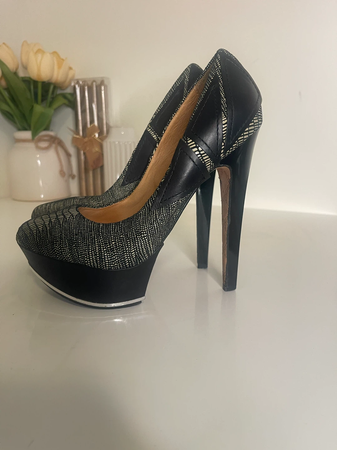 Black & White Patterned Platform Heels - photo 2