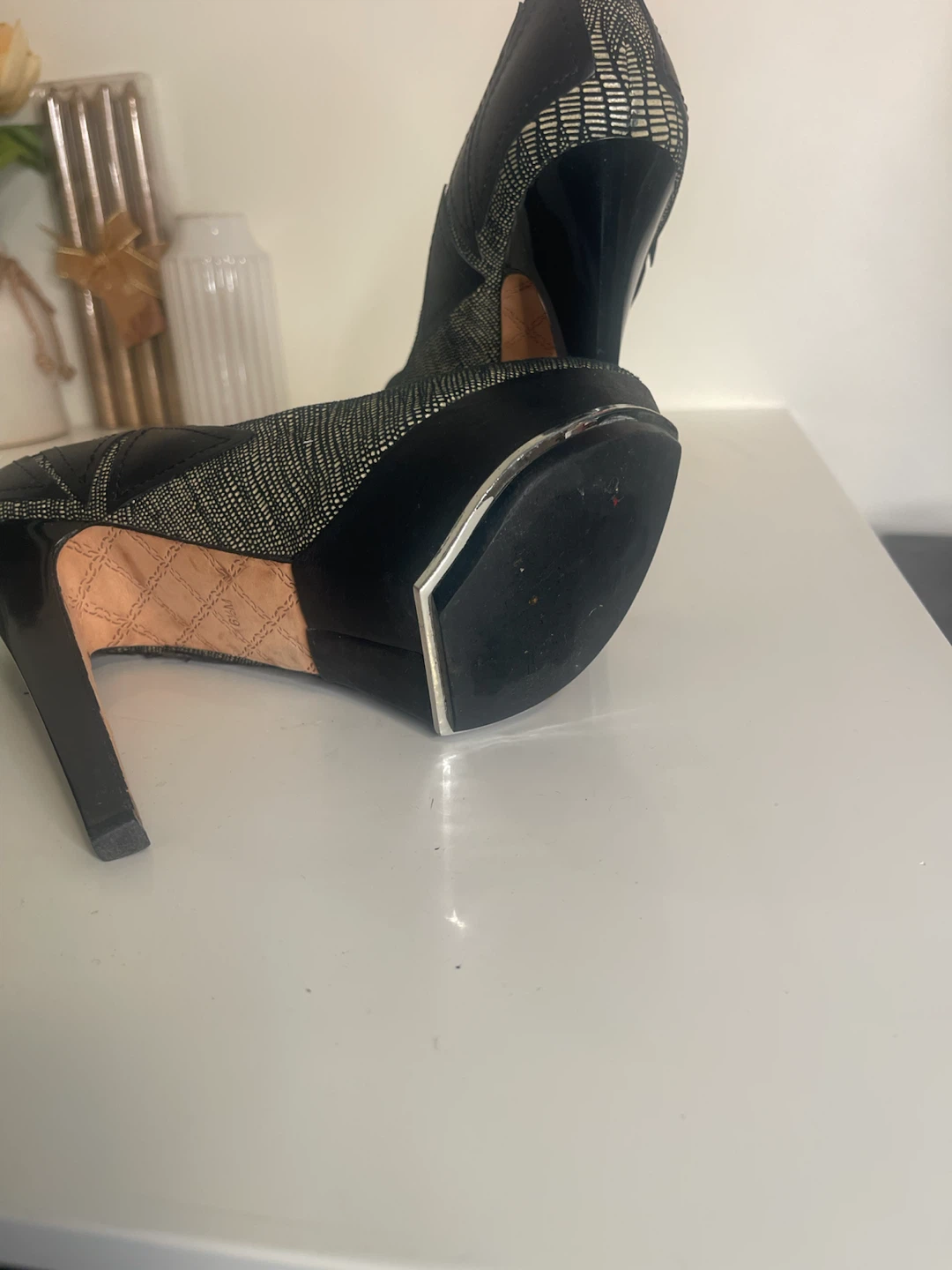 Black & White Patterned Platform Heels - photo 4