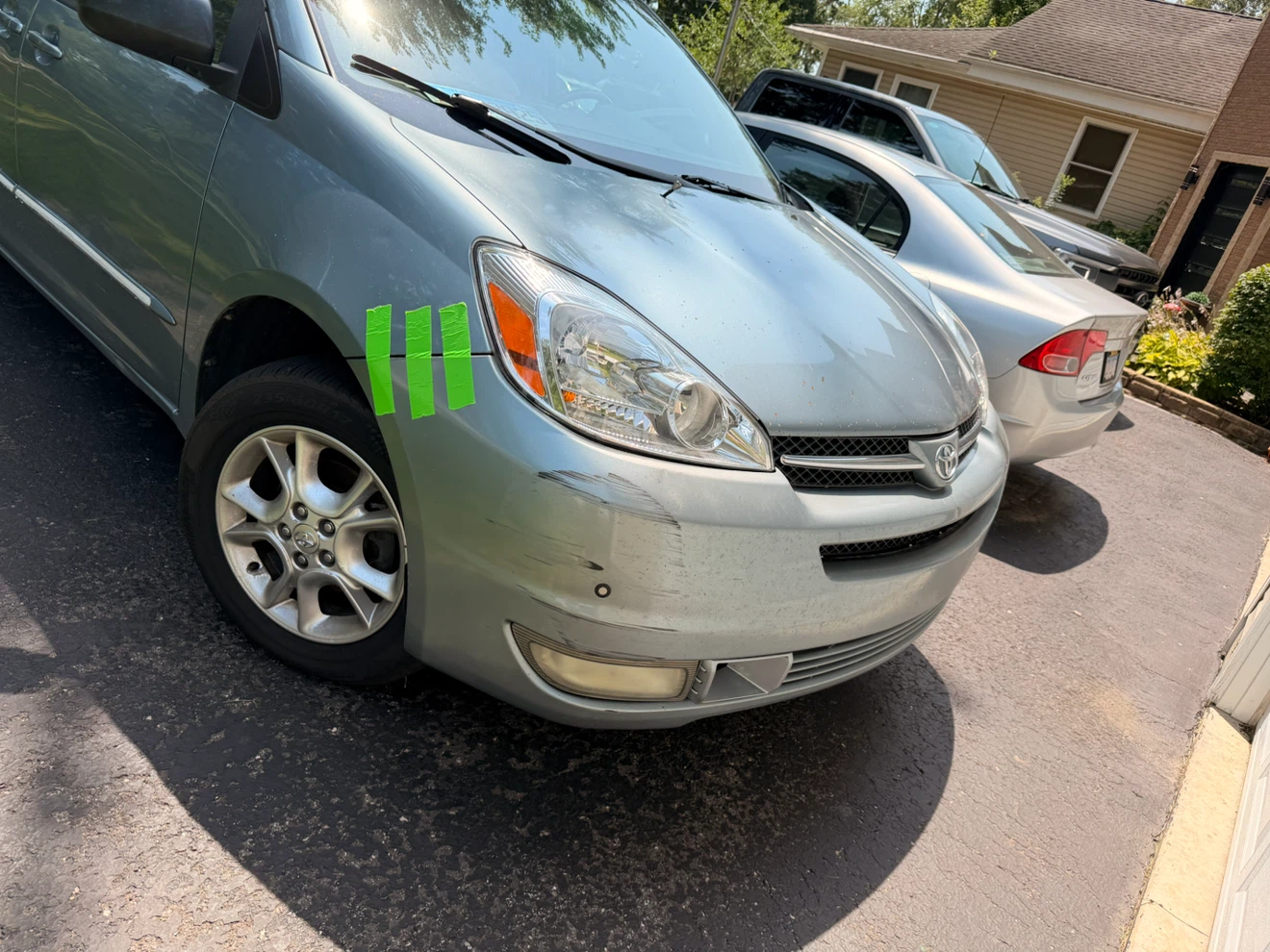 Toyota Sienna Minivan - photo 2