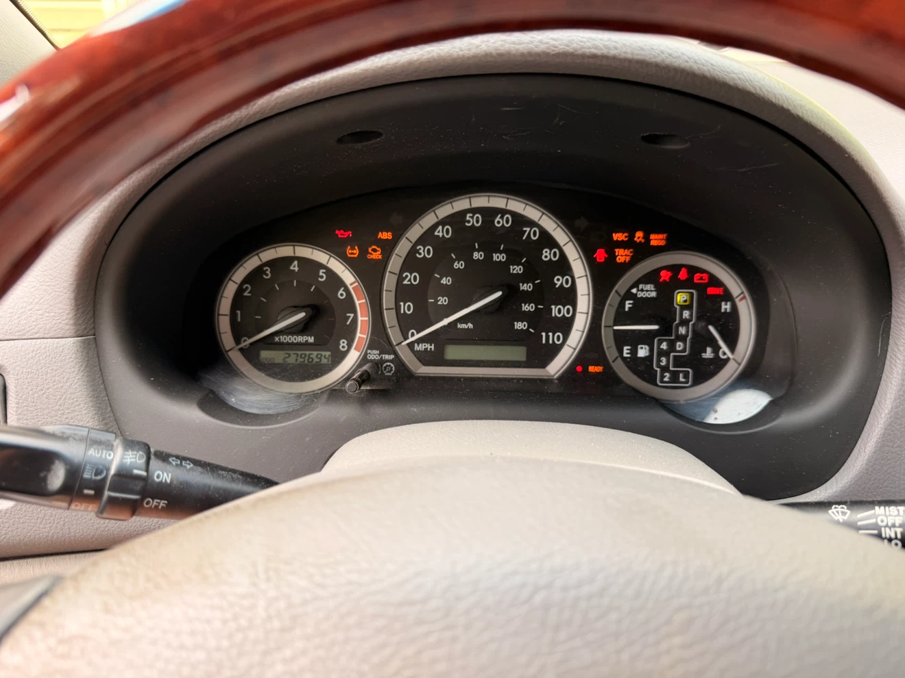 Toyota Sienna Minivan - photo 5