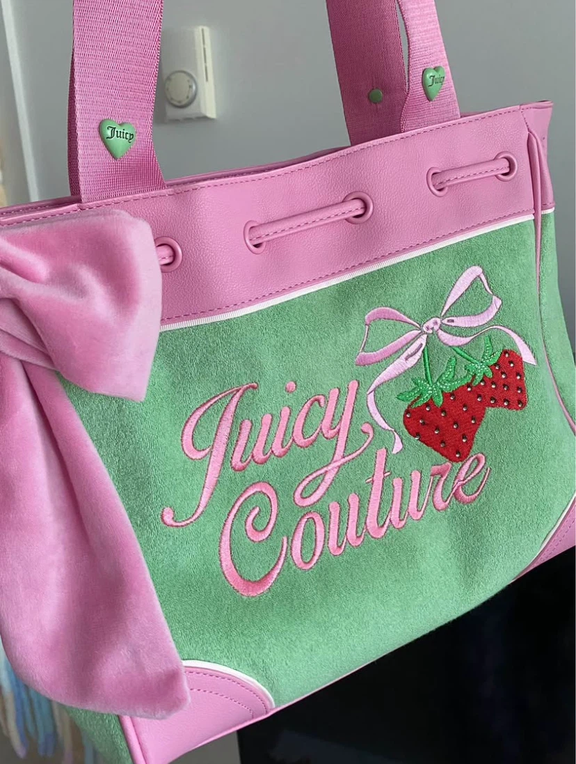 Juicy Couture Strawberry Daydreamer - photo 4