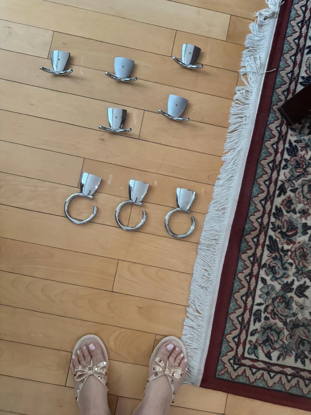 Silver Metal Wall Hooks & Towel Rings/cup stand