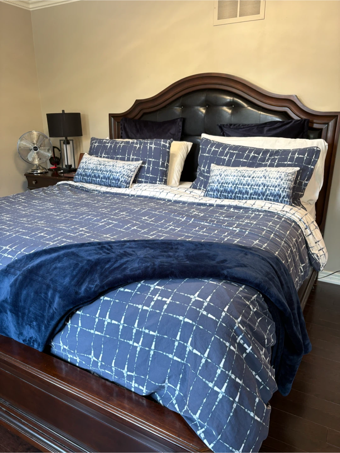 King Size upholstered bed