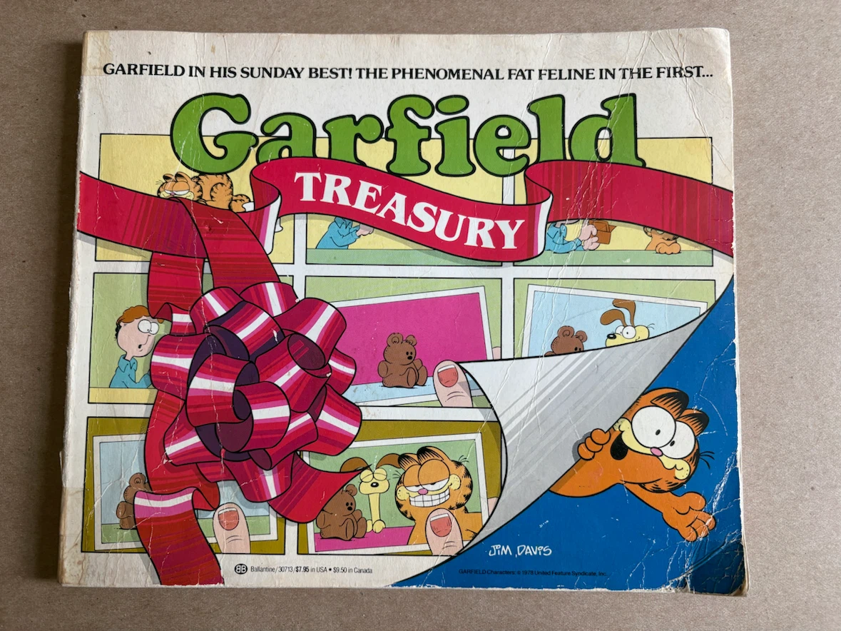 Garfield Treasury Book
