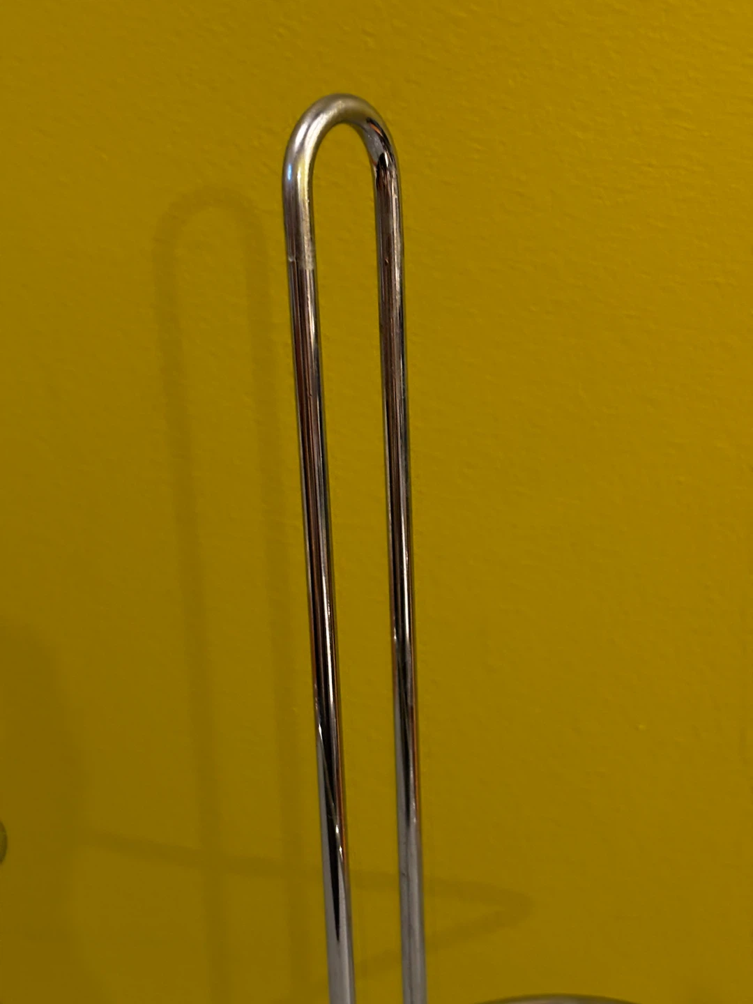 Silver Metal Swirl Paper Towel Holder - photo 4