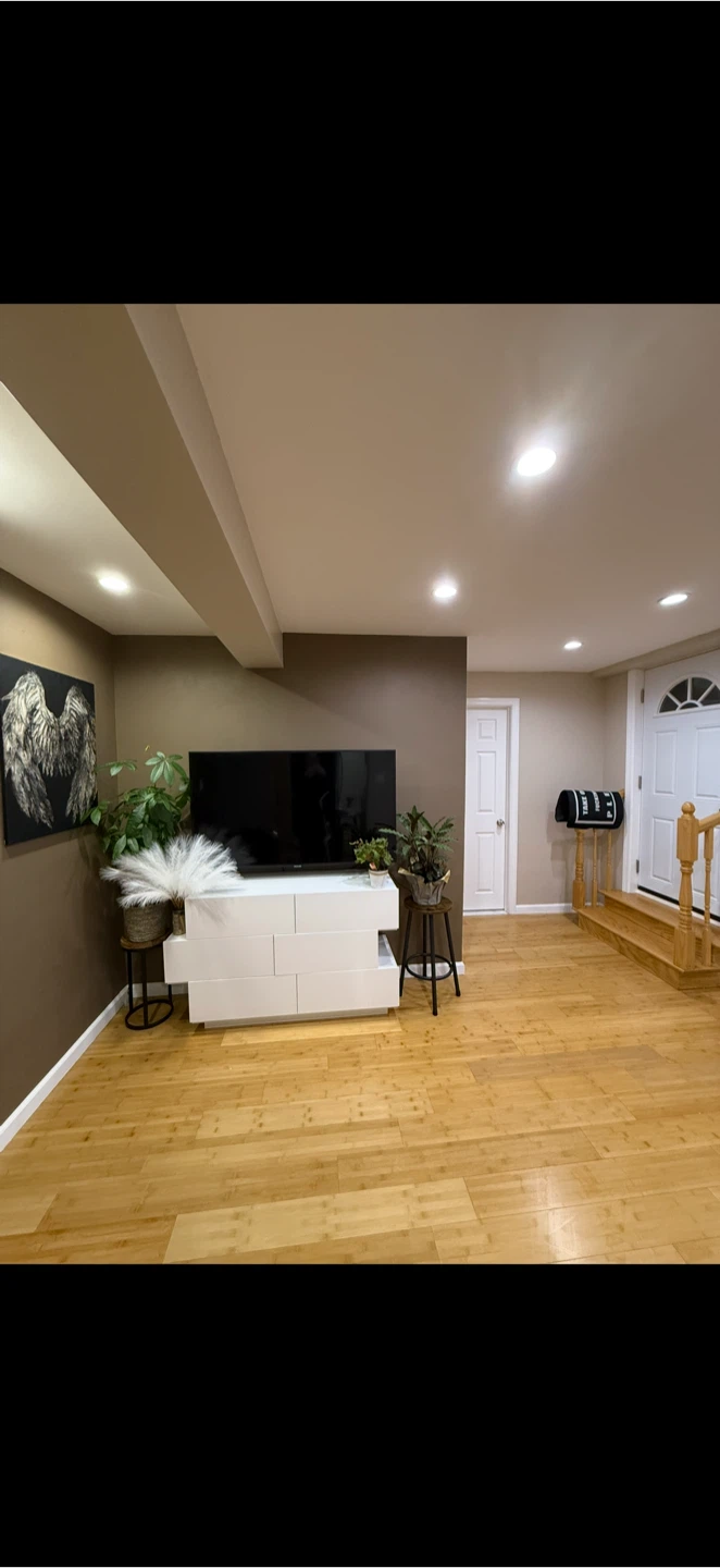 White Modern Dresser