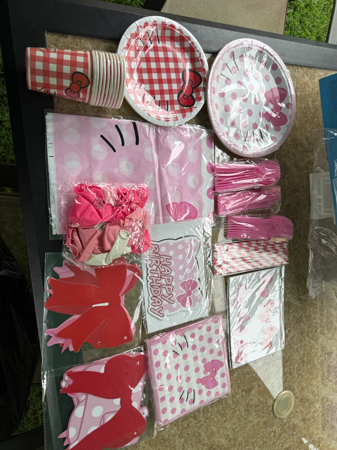 Hello Kitty Birthday Party Supplies Set
