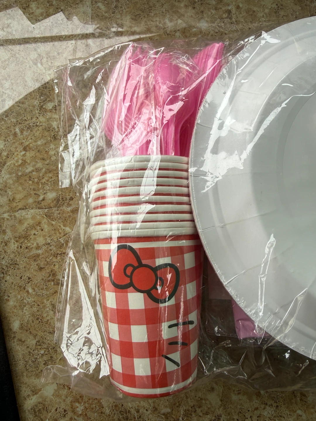Hello Kitty Birthday Party Supplies Set - photo 2