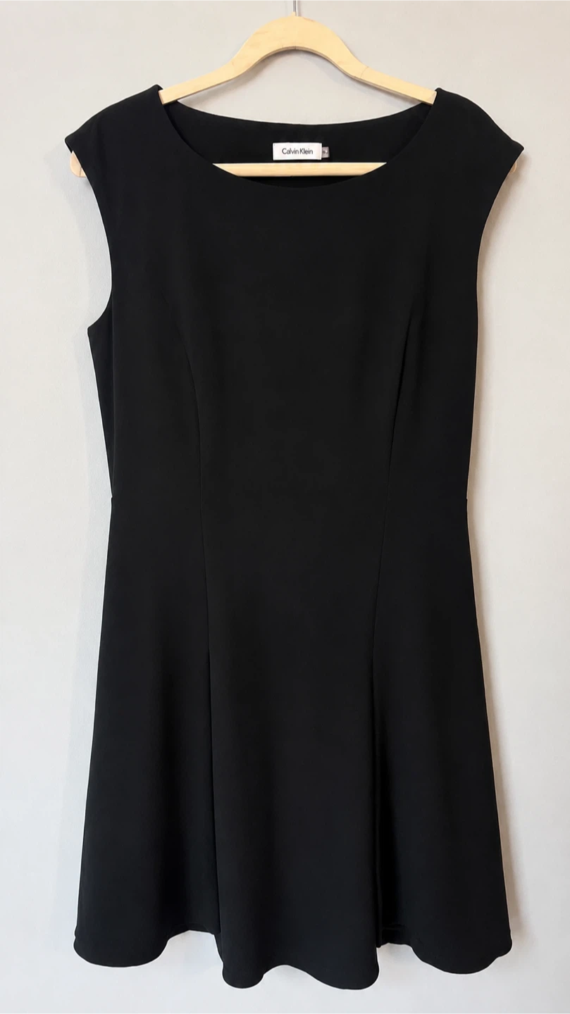 Calvin Klein Black Cap Sleeve Sheath Dress - photo 2