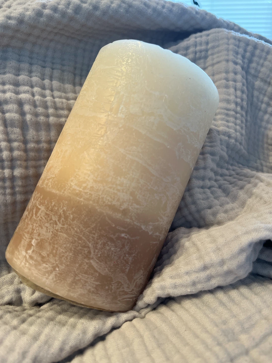 Tan-cream Ombré 7”Pillar Candle