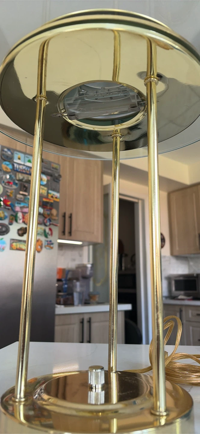 Gold coloured table lamp - photo 2