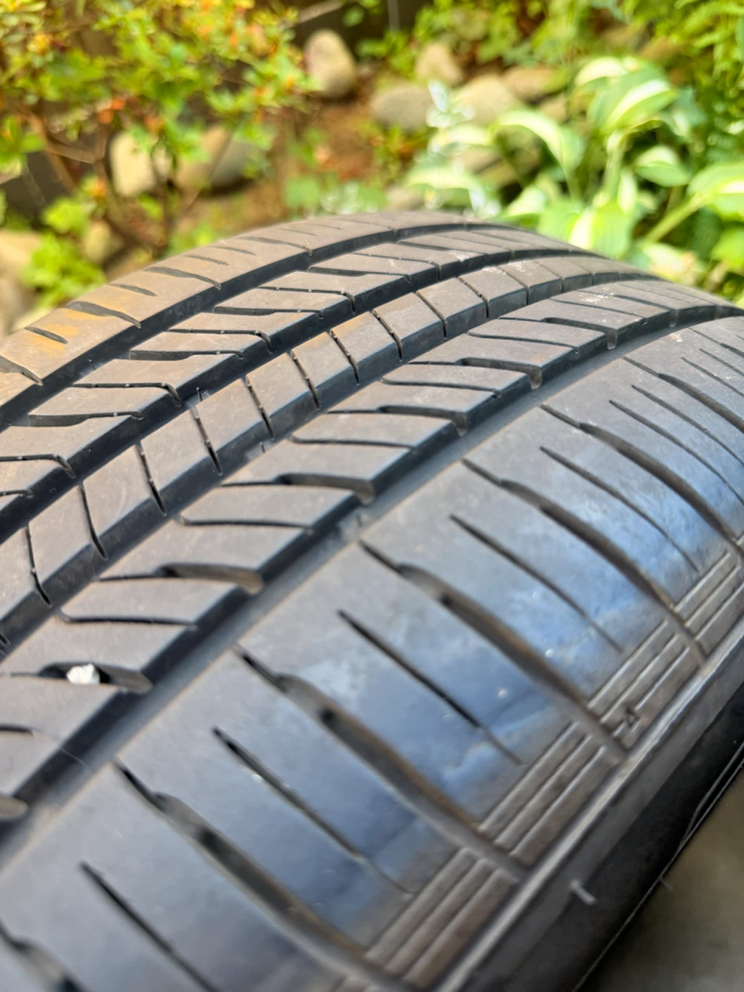 Set of 4 Alloy Wheels with Tires - photo 4