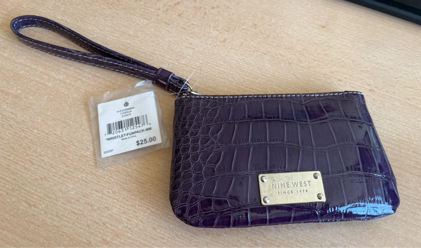 Nine West Purple Crocodile Wristlet - photo 4