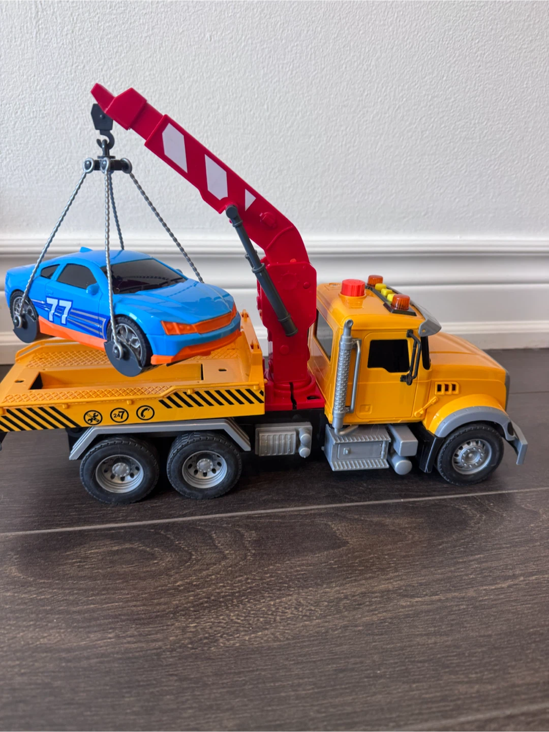 Toy Tow Truck with Car - photo 3