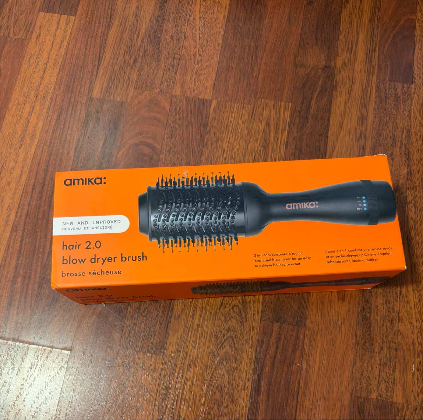 Amika Hair 2.0 Blow Dryer Brush