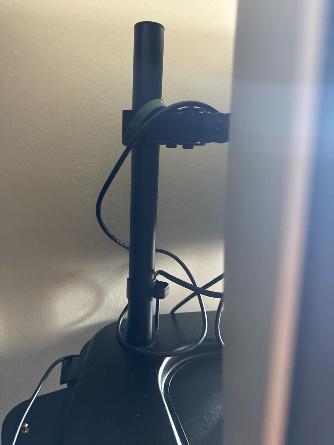 Adjustable Monitor Stand for 17"-32" Monitors - photo 2