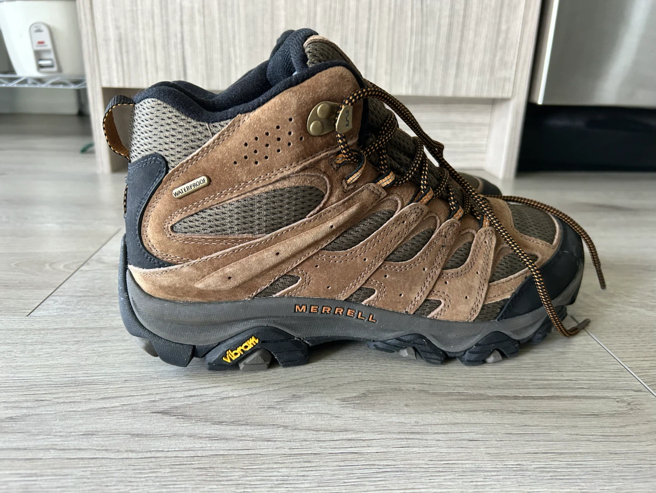 Merrell Men’s Waterproof Hiking Boots (Size 10 US)