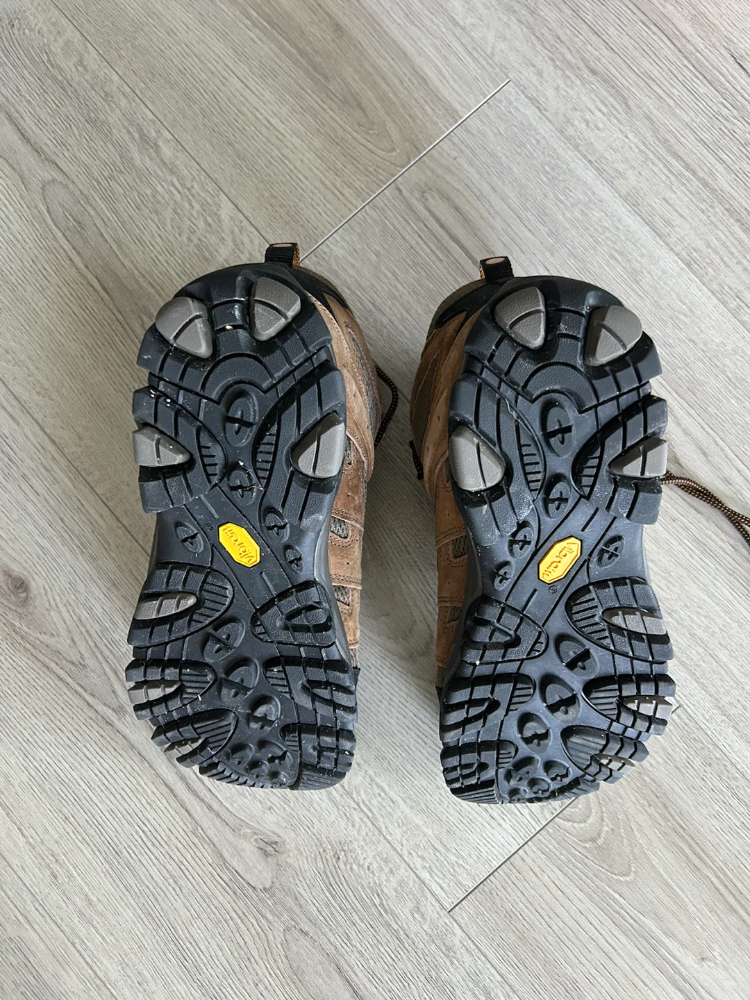 Merrell Men’s Waterproof Hiking Boots (Size 10 US) - photo 4