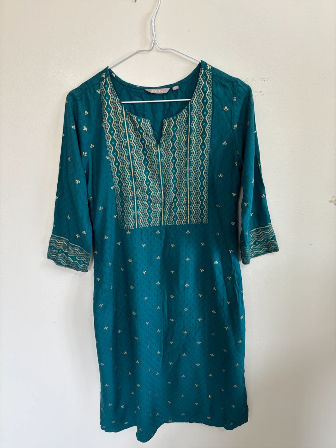 Avaasa Teal and mustard Embroidered Kurti - photo 3