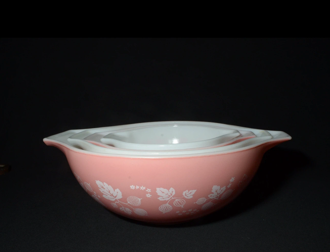 Vintage Pyrex Pink Gooseberry Cinderella Bowls - photo 3