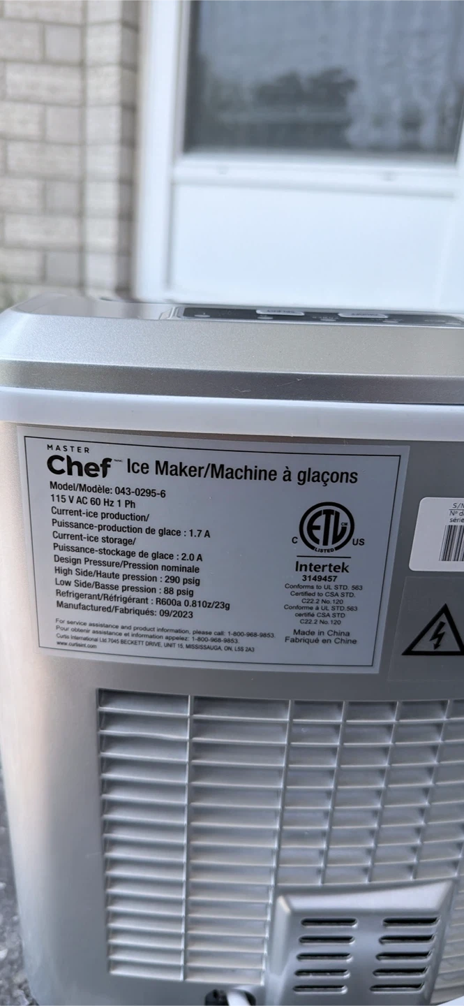 Moving sale !! Must sell !! Master Chef Ice Maker 043-0295-6 - photo 3