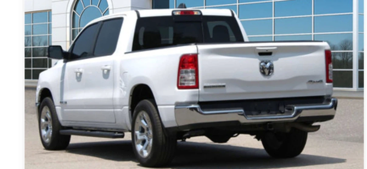 White Ram 1500 Pickup Truck - photo 3