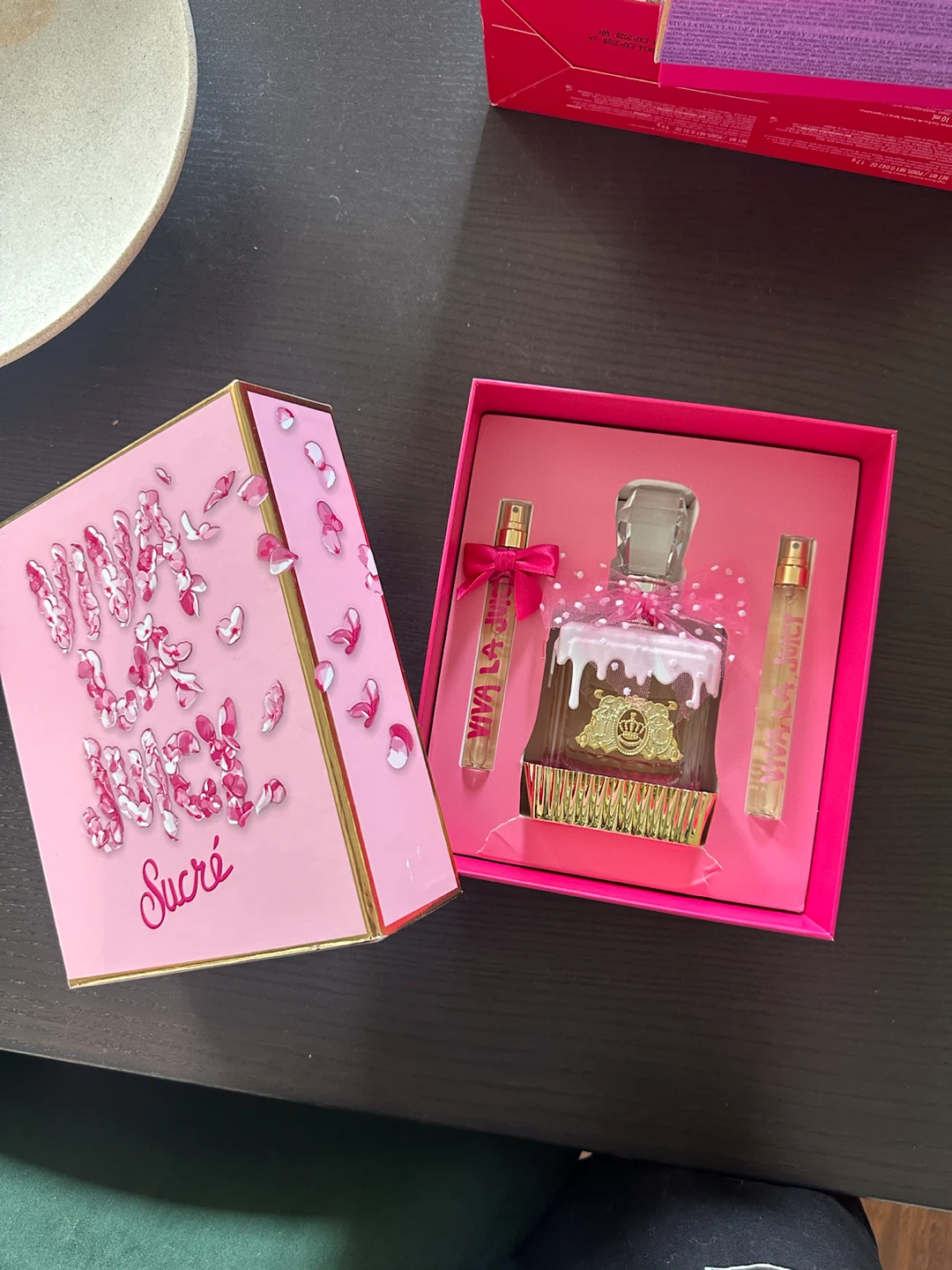 Juicy Couture Viva La Juicy Sucre Perfume Gift Set - photo 2